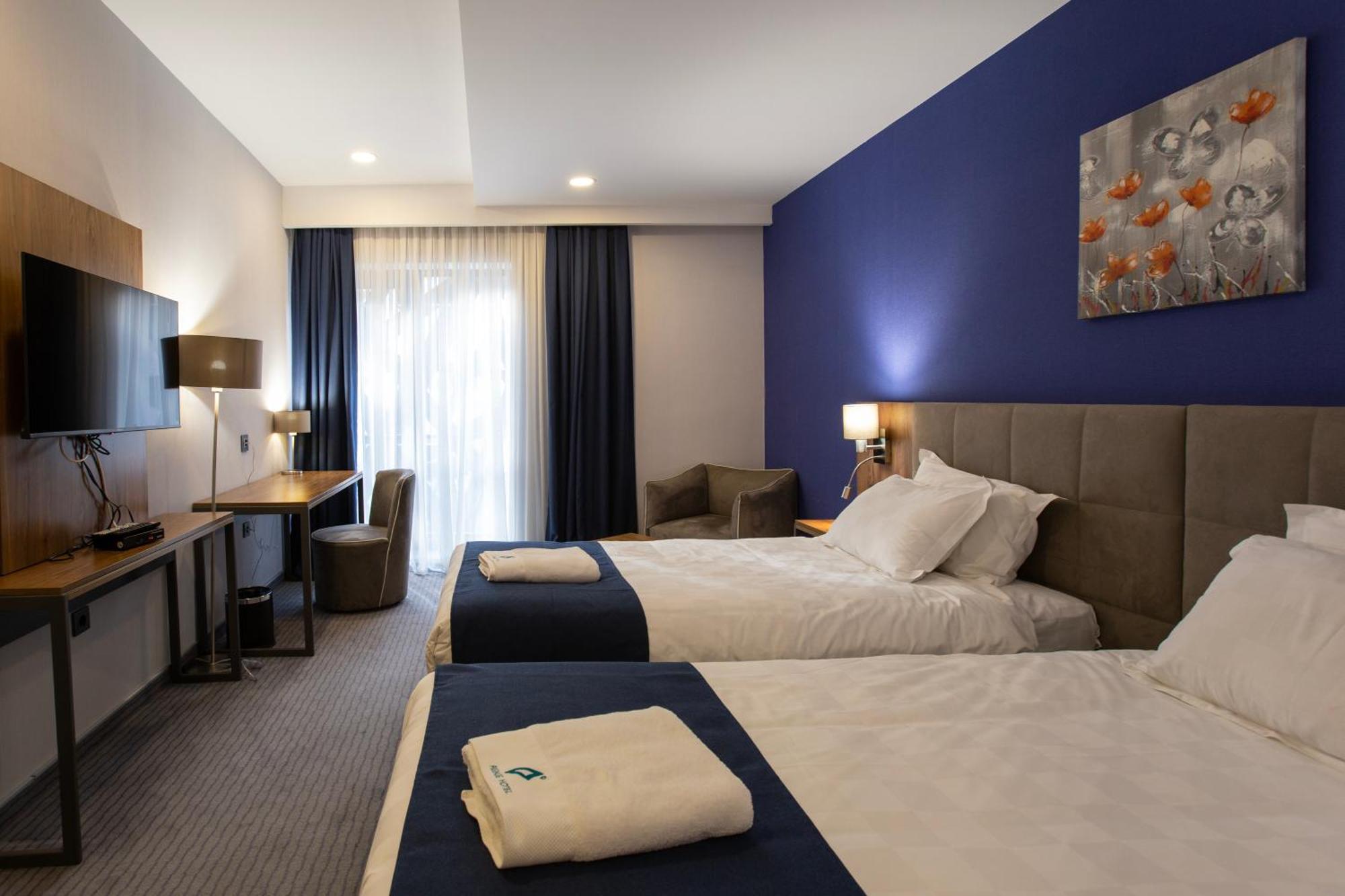 Avenue Hotel Тбілісі Екстер'єр фото