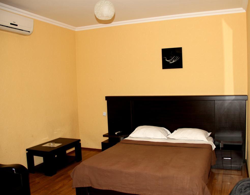 Avenue Hotel Тбілісі Номер фото