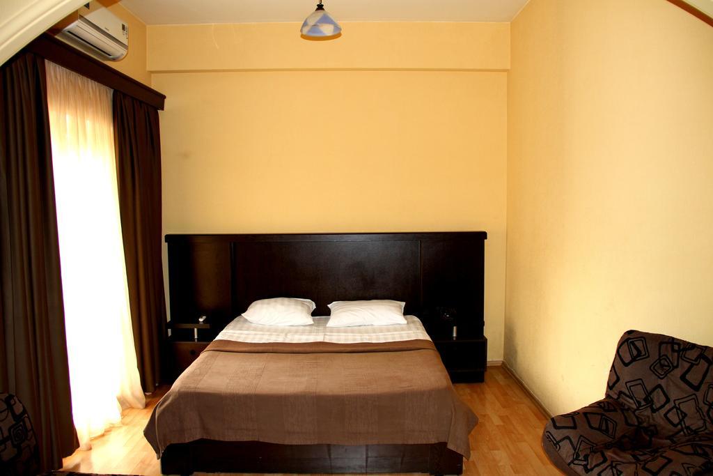Avenue Hotel Тбілісі Номер фото