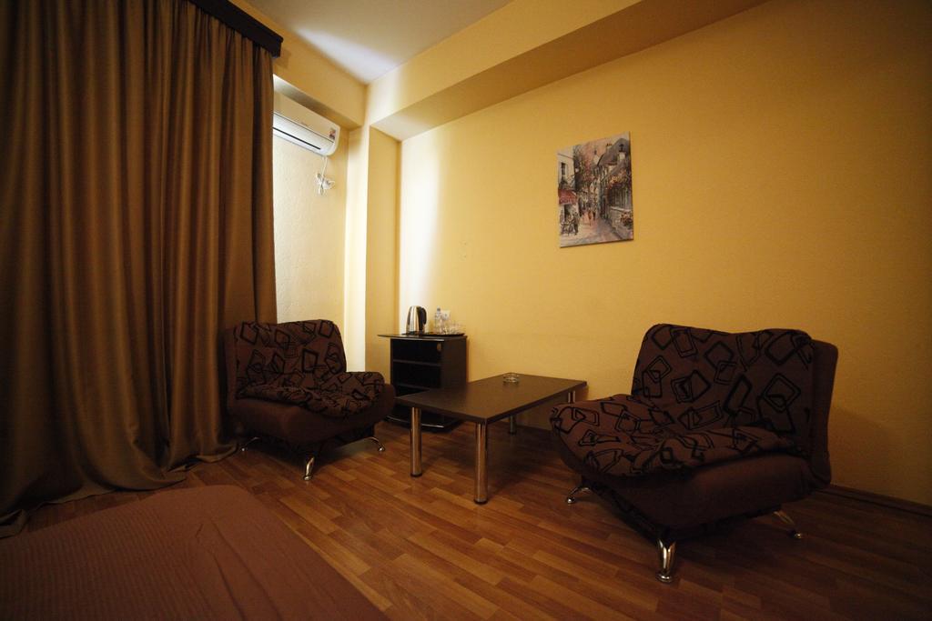 Avenue Hotel Тбілісі Номер фото