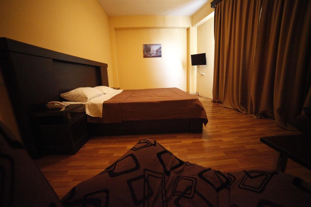 Avenue Hotel Тбілісі Номер фото