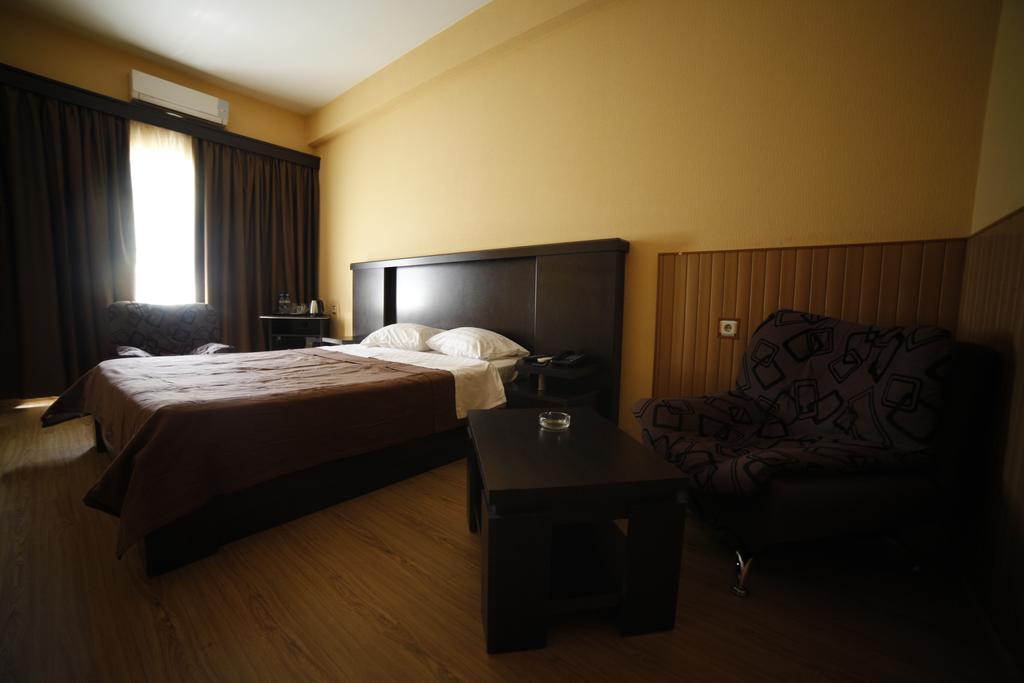 Avenue Hotel Тбілісі Номер фото