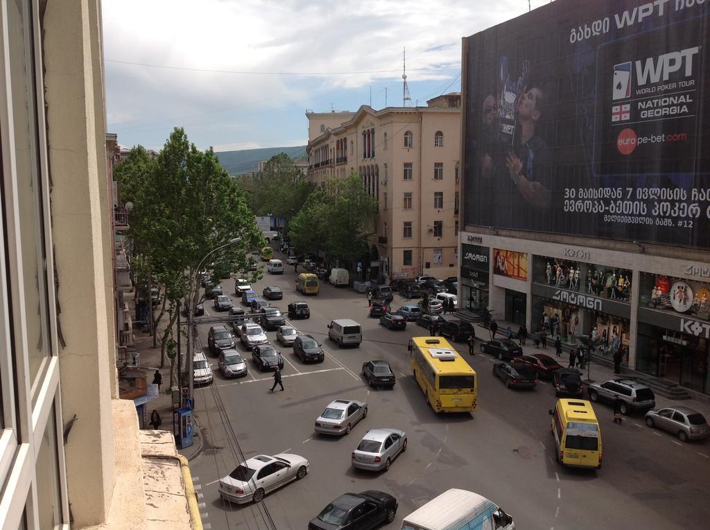 Avenue Hotel Тбілісі Екстер'єр фото